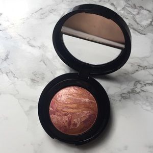 Laura Geller Baked Blush N Brighten Apricot Berry